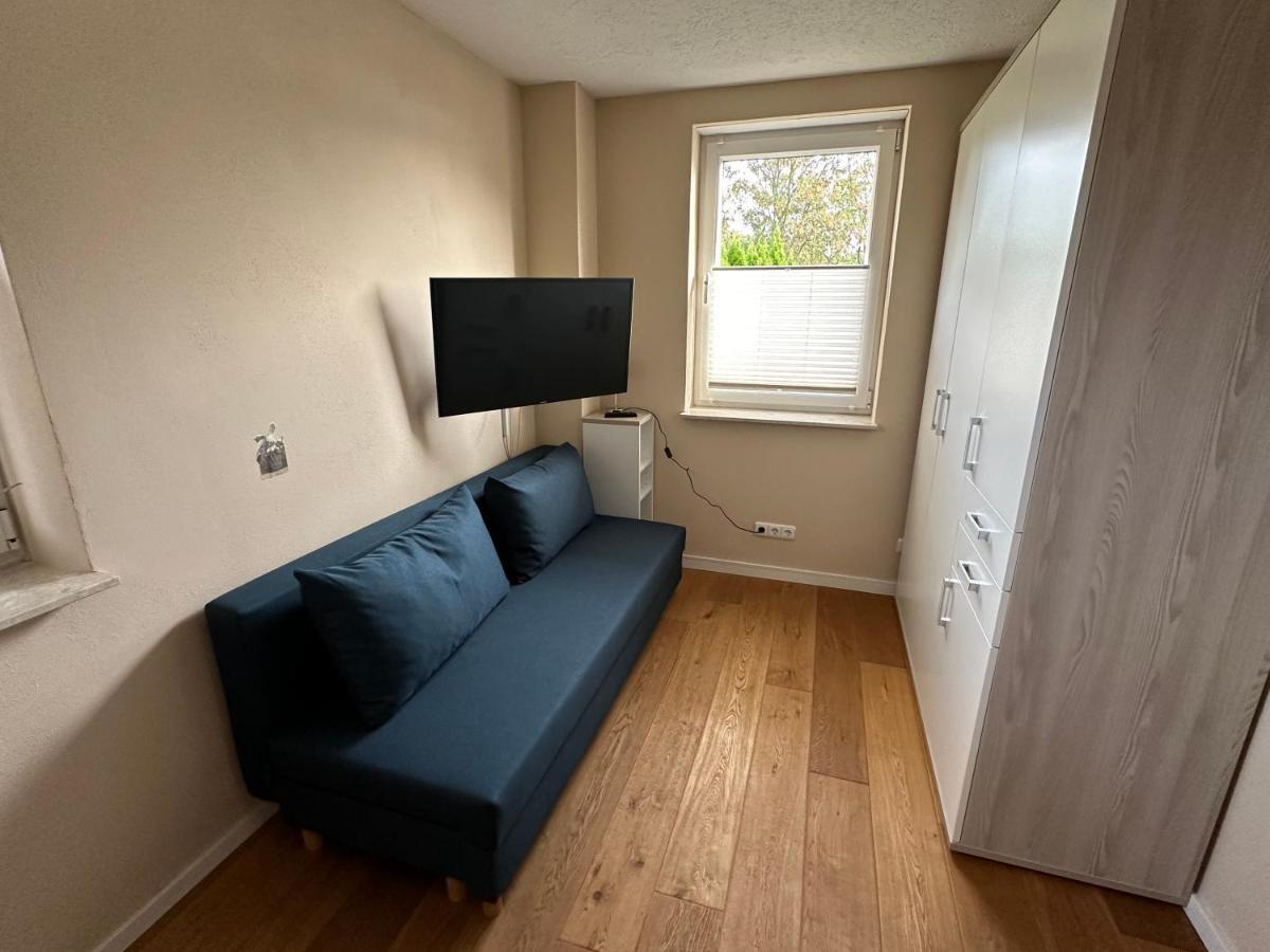 Stadtvilla In Leipzig 7 Personen 3 Schlafzimmer 2 Baeder Garten Und Terrasse Zentral Gelegen Messe Innenstadt Seen Luaran gambar
